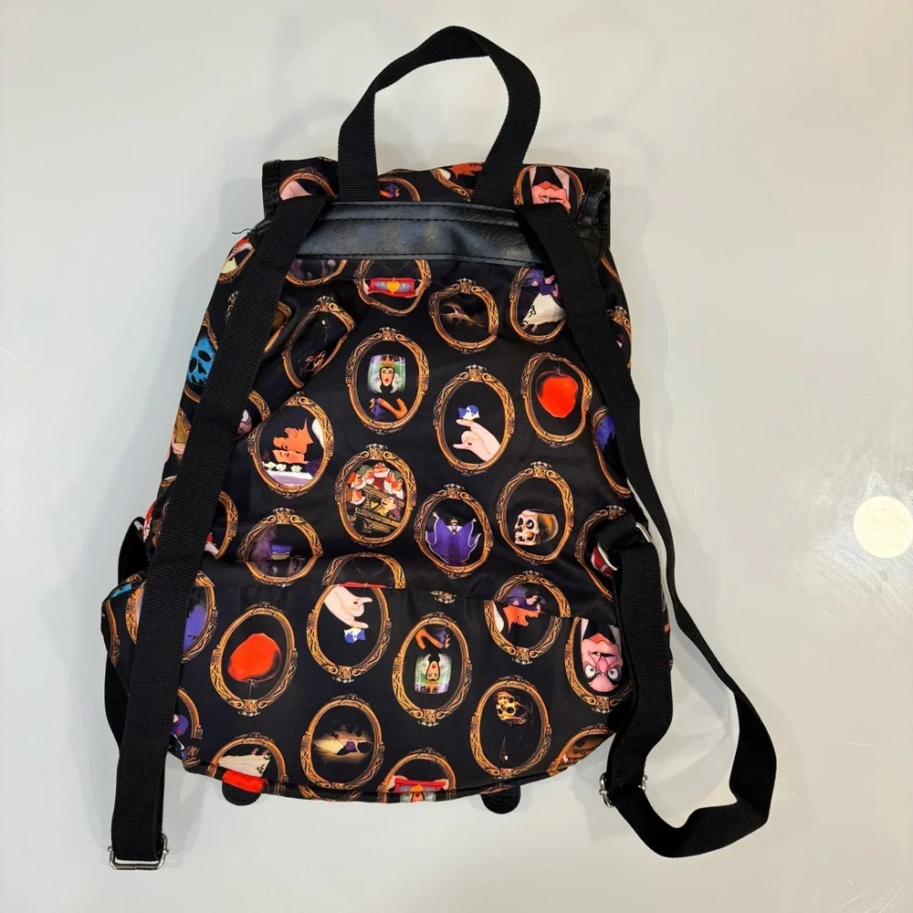 Disney Vintage Down-string Backpack with Colorful Character Cameos - Snow White - Picture 3 of 6